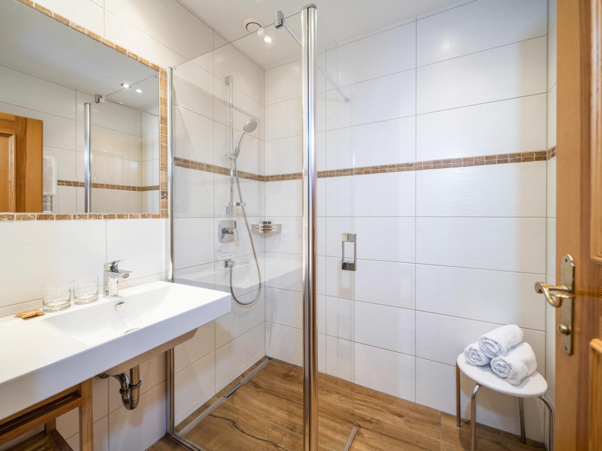 Ferienhotel Gasthof Zur Post Untertauern Eksteriør bilde