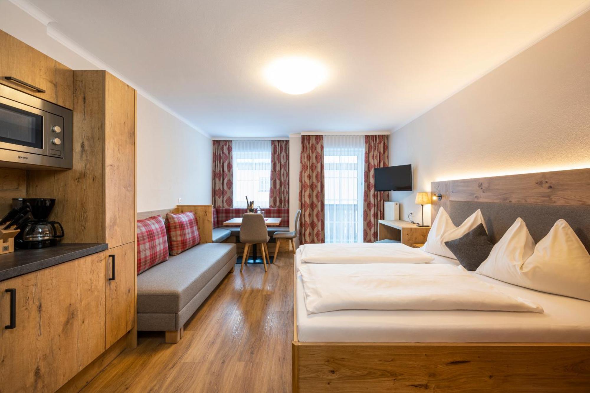Ferienhotel Gasthof Zur Post Untertauern Eksteriør bilde